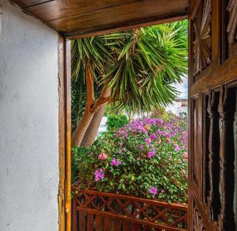 Villa de Arico House | Casa Bernarda with Heated Pool