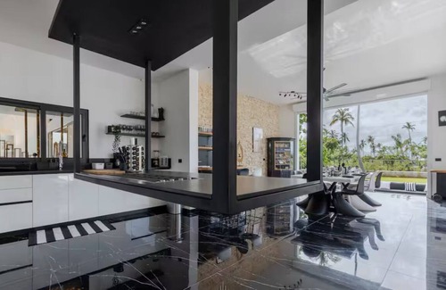 Las Galeras Villa | Casa Black and White: Villa in Las Galeras