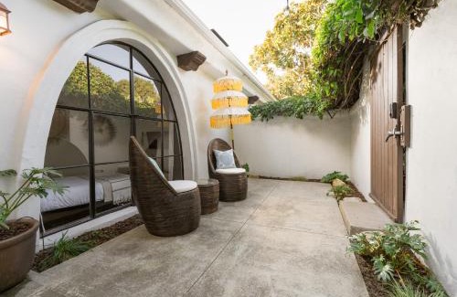 Montecito Apartment | Casa Blanca Suite B2 - New, Private, Cozy!