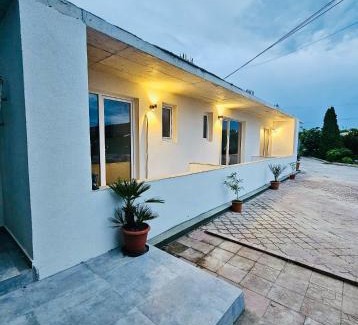 Costinesti House | Casa Bucuria - Aurel Vlaicu