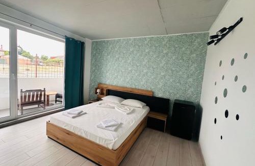Costinesti House | Casa Bucuria - Aurel Vlaicu