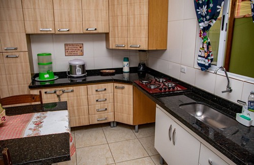 Mongagua House | Casa c ótima localização e churrasq em Mongaguá/SP