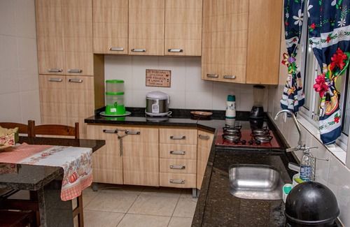 Mongagua House | Casa c ótima localização e churrasq em Mongaguá/SP