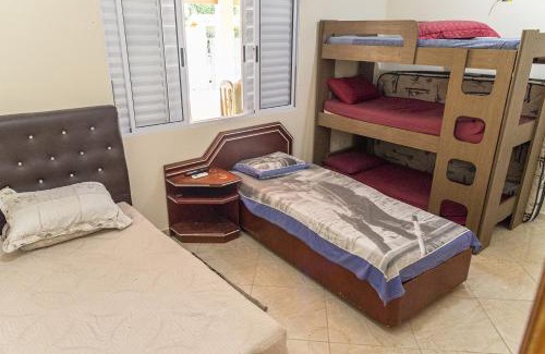 Itanhaem House | Casa c Wi-Fi, piscina e churrasqueira em Itanhaem