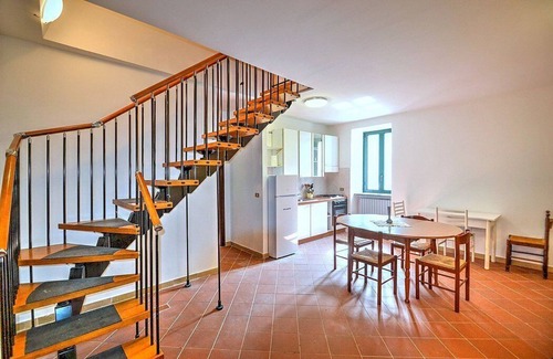 Sicignano degli Alburni House | Casa Candia: A characteristic and welcoming two-story independent house situated in the heart of the Cilento, Vallo di Diano and Alburni National Park.