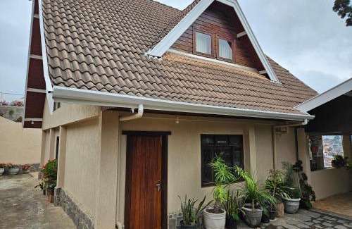 Vila Iara House | Casa Campos