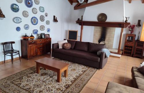Batalha House | Casa Cantelas