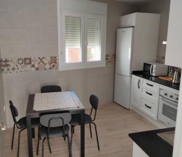 Ardales House | Casa Cantinero 2 - Parking Gratis
