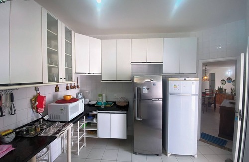 Parafuso House | Casa Canto do Mar Guarajuba, between the beach and the lagoon