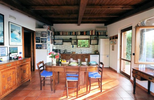 Ricadi House | Casa Capri, for 4 people with shared swimming pool and access to the beach