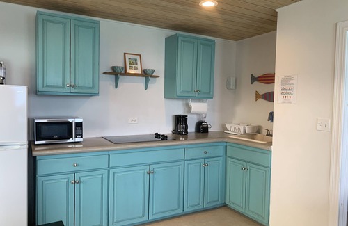 West End Villa | CASA CARIBE SEA LEVEL OCEANFRONT VILLA, Air Conditioning, Beautiful Views!