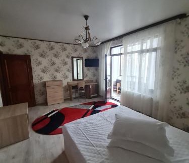Tirgu Neamt Bed & Breakfast | Casa Central
