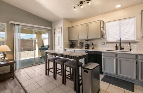 Taylor Ranch House | Casa Chiliwood - Short Walk to Petroglyphs/Taylor Ranch