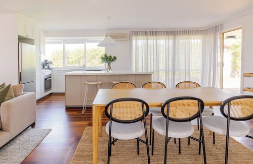 Clifton Springs House | Casa Clifton Pet friendly and a 5 min walk to foreshore, mins drive to Bellarine