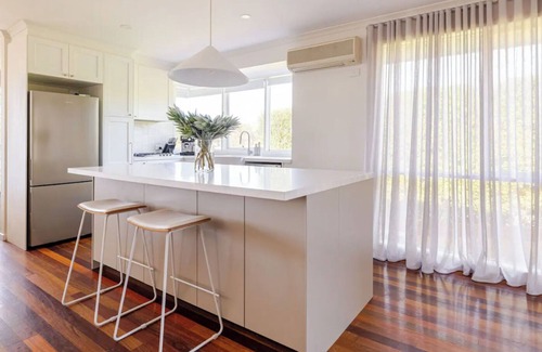 Clifton Springs House | Casa Clifton Pet friendly and a 5 min walk to foreshore, mins drive to Bellarine