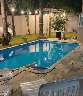 Independencia House | Casa com Piscina, Churrasqueira e Quartos amplos