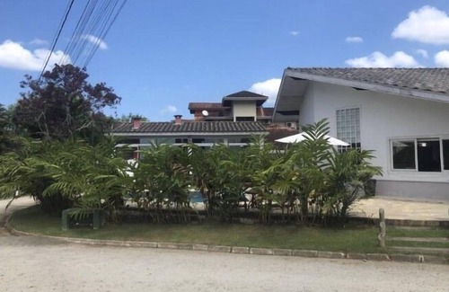 Horto House | Casa com Piscina