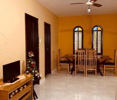 Caraguatatuba House | Casa com piscina day