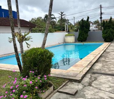 Centro House | Casa com piscina e churrasqueira Itanhaém