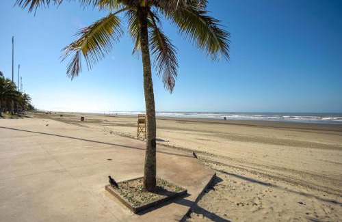 Jardim Marcia House | Casa com Piscina e Garagem a 550m da Praia
