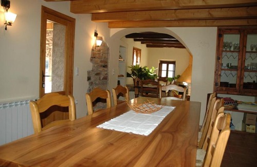 La Baronia de Rialb House | Casa con piscina y vistas a montaña - Cal Solsona