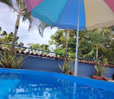 Tumba Vieja Apartment | Casa con piscina, 1 cuarto barato
