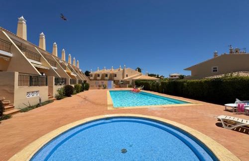Albufeira House | Casa Coral Azul