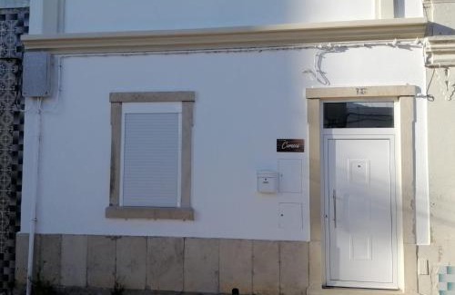 Sao Pedro House | Casa Corisca - stylish, cosy, top location in the heart of Faro