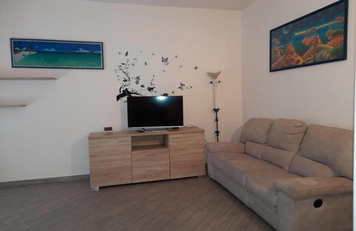 Serravalle Scrivia Apartment | Casa Costa Outlet 2