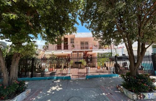 Urbanizacion Eliana Bed & Breakfast | Casa Crespo