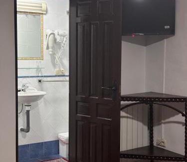 Alhama de Granada House | Casa cubo