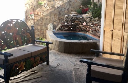 Tepoztlan Apartment | Casa Cumbre C cozy apartment in a spectacular views property