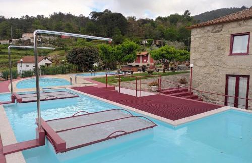 Grovelas House | Casa D`Auleira