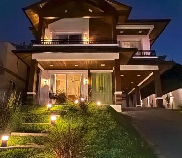 Languiru House | Casa da Colina