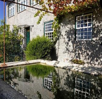 Guimaraes House | Casa da Costeira
