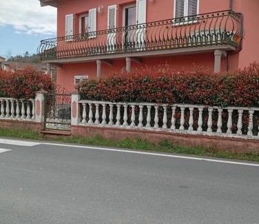 Piano di Follo Apartment | Casa Dami