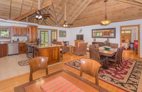 Sandy Bay House | Casa de Admirada Home