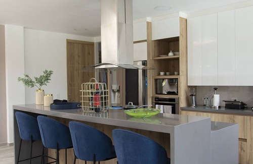 Copacabana Cottage | Casa de Campo muy Cerca a Medellin con Piscina y Jacuzzy