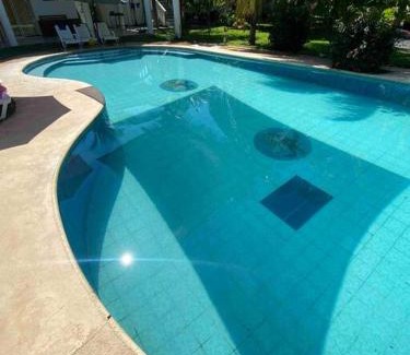 El Hawaii House | Casa de Descanso en Monterrico