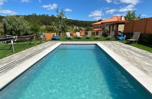 A Estrada House | Casa de Fares