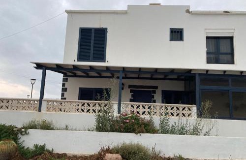 Orzola House | Casa de la peña