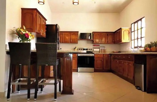 Coco House | Casa de la Vida Plena