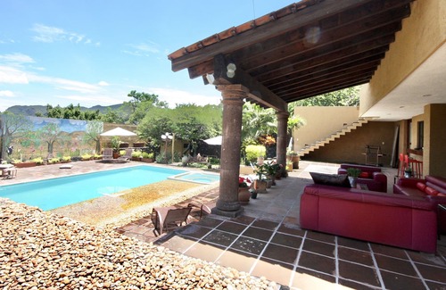 Tepoztlan House | Casa de las Luces by Andiani Travel