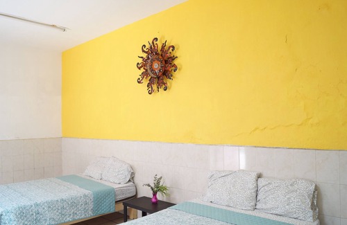 Guadalajara Bed & Breakfast | Casa de los Soles B&B Hostel