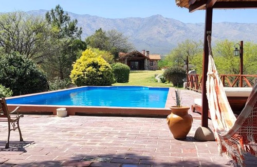 San Javier House | Casa de montaña