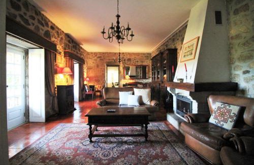 Calvelo House | Casa de Pedra, um refúgio para conhecer o Minho!