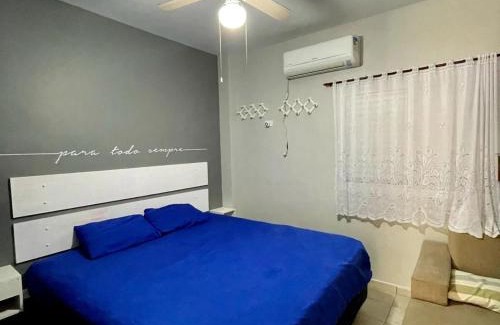 Massaguacu House | Casa de Praia MarAzul, 3 Quadras da PRAIA, 2 Quartos, WIFI, Garagem, condomínio com PISCINA, Churrasqueira e Sala de Jogos SINUCA