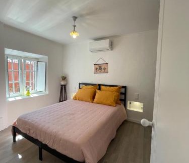 Aldeia de Irmaos House | Casa de São Pedro