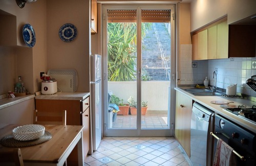Milazzo Apartment | Casa del Borgo -100 sqm-5 beds-2 rooms-1 WC- 100sqm sun terrace.