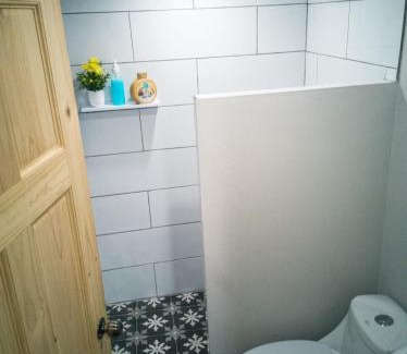 Roble House | Casa del Cafe-Familiar